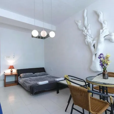 Apartman Studio In *